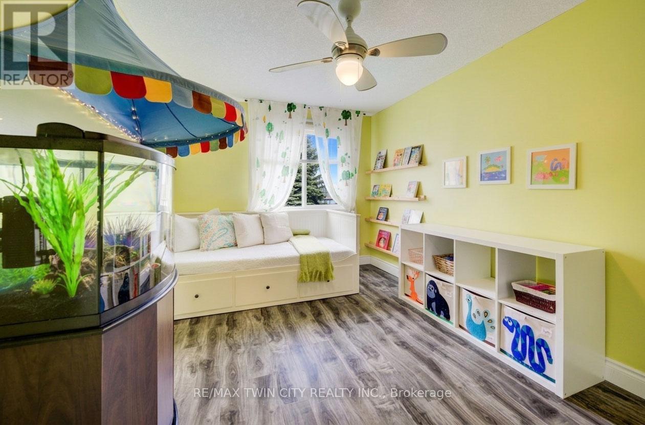 444 Annapolis Court, Waterloo, Ontario  N2K 4E7 - Photo 19 - X13001414