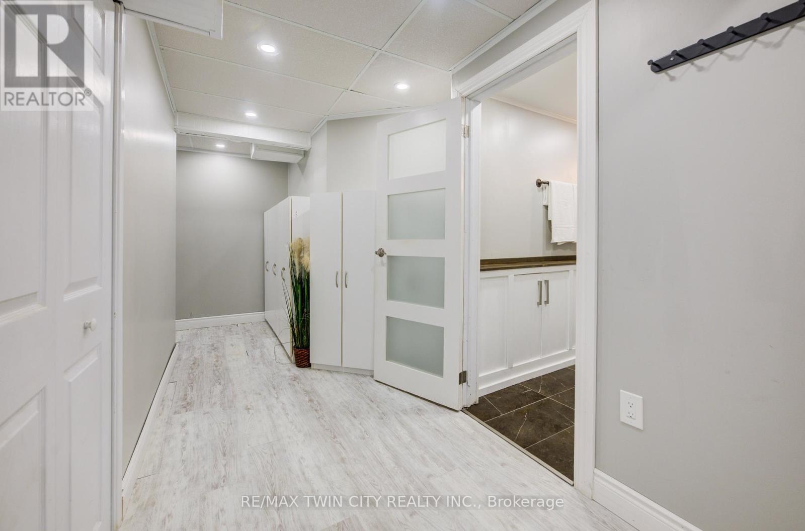 444 Annapolis Court, Waterloo, Ontario  N2K 4E7 - Photo 32 - X13001414