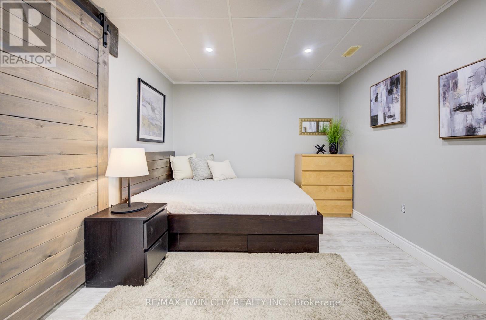 444 Annapolis Court, Waterloo, Ontario  N2K 4E7 - Photo 35 - X13001414