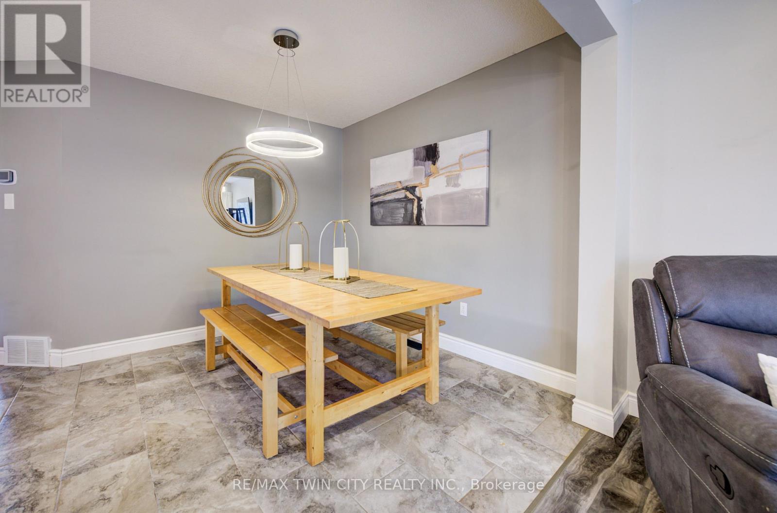 444 Annapolis Court, Waterloo, Ontario  N2K 4E7 - Photo 9 - X13001414