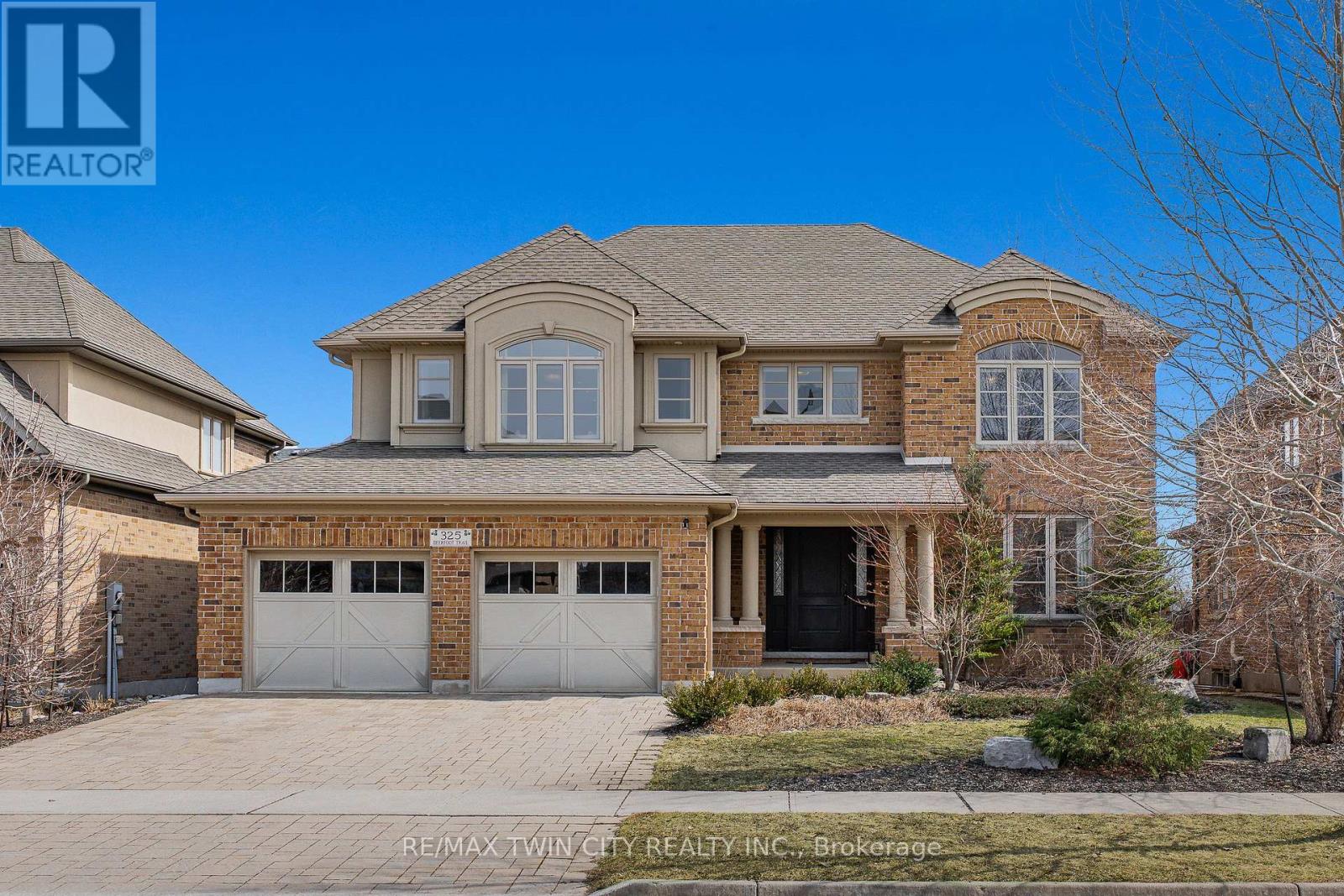 325 Deerfoot Trail, Waterloo, Ontario  N2K 0B4 - Photo 3 - X13001422