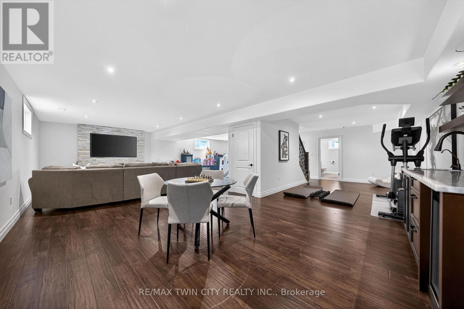 325 Deerfoot Trail, Waterloo, Ontario  N2K 0B4 - Photo 37 - X13001422