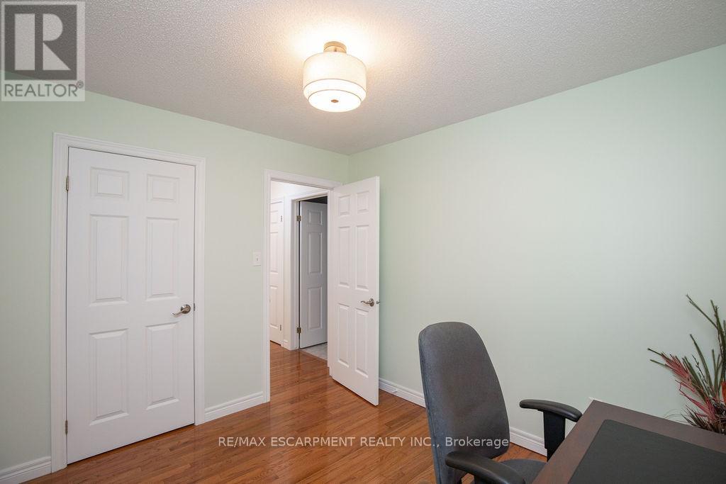 154 Thoroughbred Boulevard, Hamilton, Ontario  L9K 1M9 - Photo 17 - X13001450