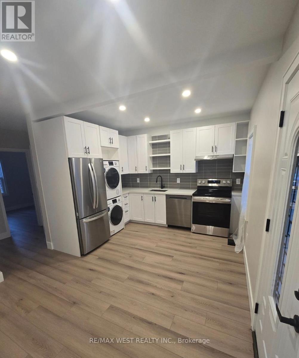 413 Paling Avenue, Hamilton, Ontario  L8H 5K3 - Photo 3 - X13001470