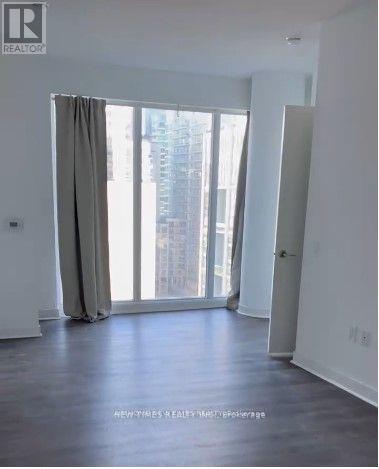 1605 - 115 Blue Jays Way W, Toronto, Ontario  M5V 0N4 - Photo 2 - C12907300