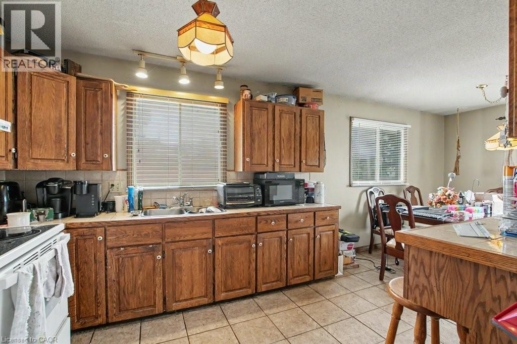 66 Ontario Street, Cambridge, Ontario  N3C 3N8 - Photo 16 - 40821037