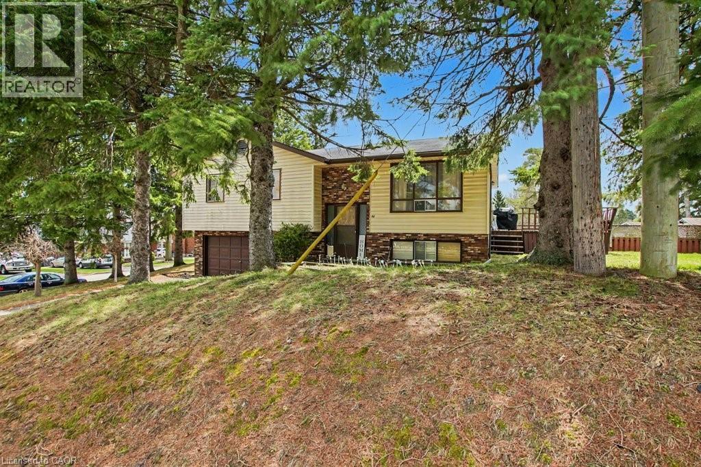 66 Ontario Street, Cambridge, Ontario  N3C 3N8 - Photo 4 - 40821037