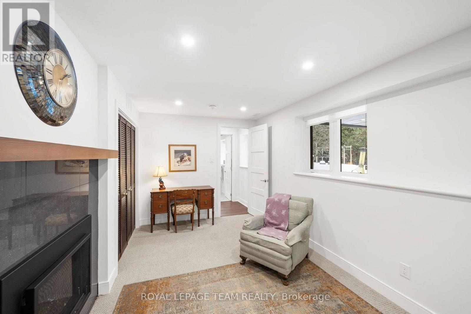 28 Maplehill Way, Ottawa, Ontario  K2C 3H1 - Photo 36 - X12824502