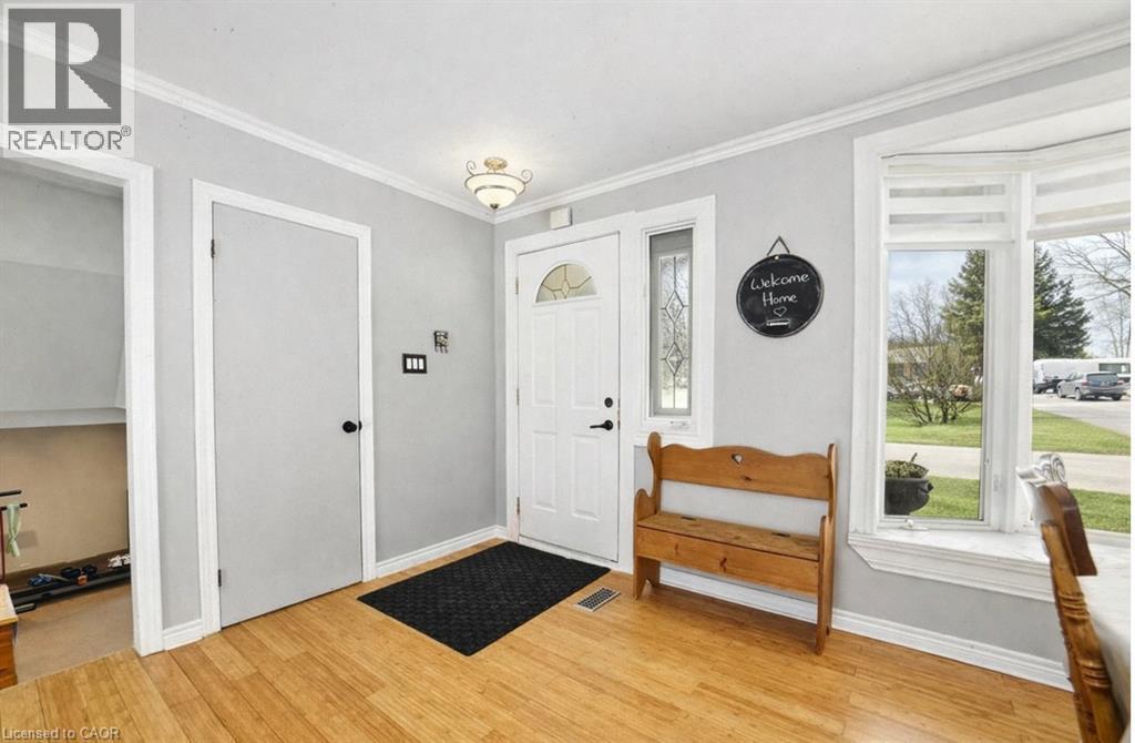 34 Carey Street, Waterdown, Ontario  L8B 0L5 - Photo 3 - 40801974