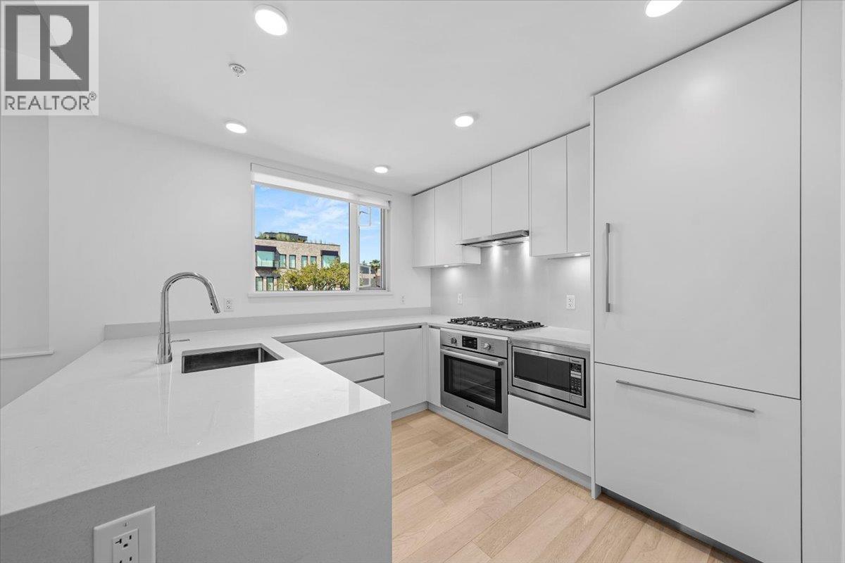 Listing Picture 8 of 32 : 4110 COLUMBIA STREET, Vancouver / 溫哥華 - 魯藝地產 Yvonne Lu Group - MLS Medallion Club Member