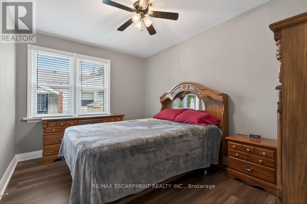 4254 Crescent Avenue, Lincoln, Ontario  L3J 0H4 - Photo 6 - X12965364