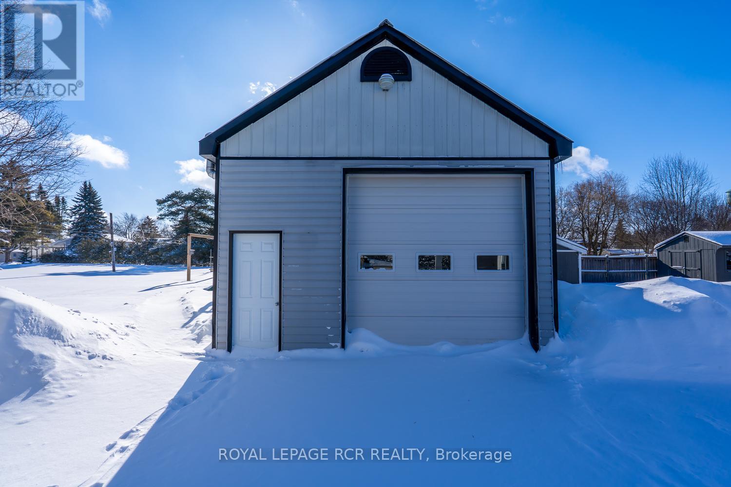 210 Carrol Street, Wellington North, Ontario  N0G 1A0 - Photo 29 - X12723488