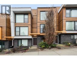 147 ST. PATRICKS AVENUE, North Vancouver, British Columbia