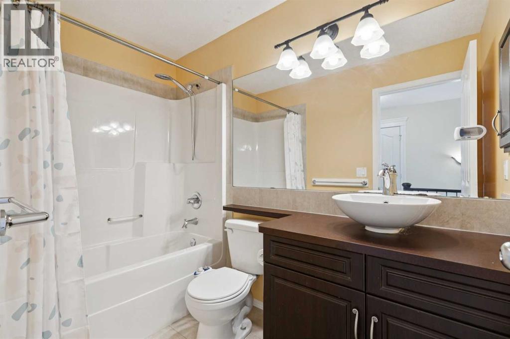 103 West Coach Way Sw, Calgary, Alberta  T3H 0M8 - Photo 32 - A2299376