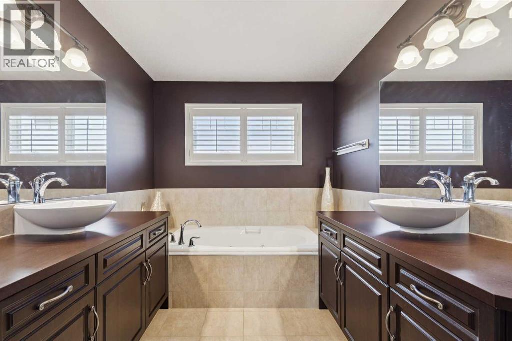 103 West Coach Way Sw, Calgary, Alberta  T3H 0M8 - Photo 29 - A2299376