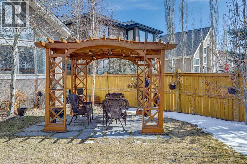 103 West Coach Way Sw, Calgary, Alberta  T3H 0M8 - Photo 45 - A2299376