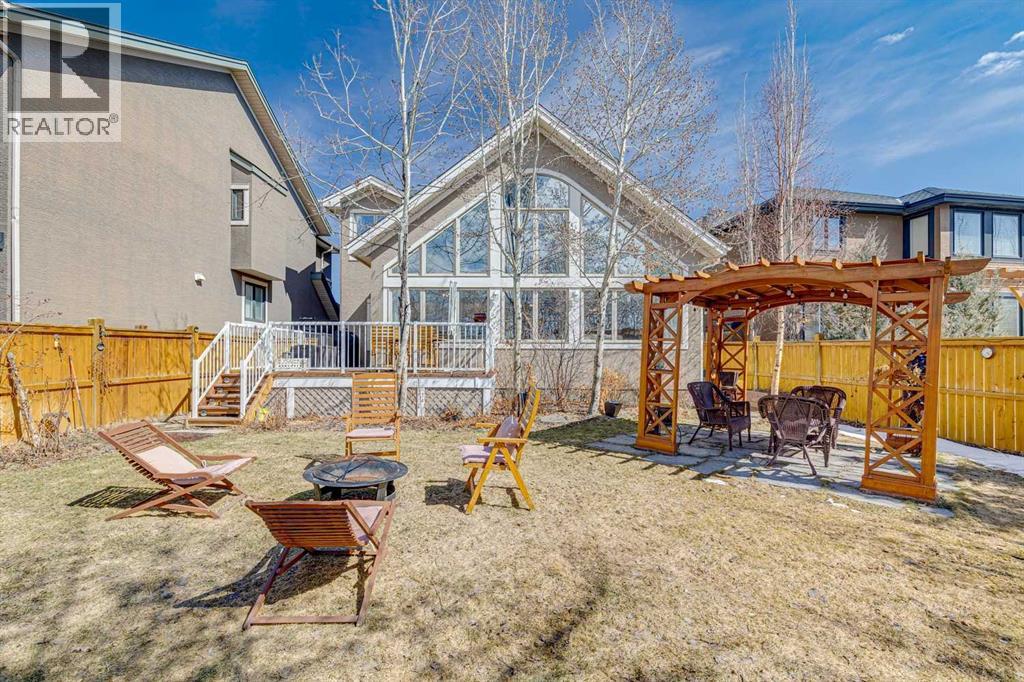 103 West Coach Way Sw, Calgary, Alberta  T3H 0M8 - Photo 44 - A2299376