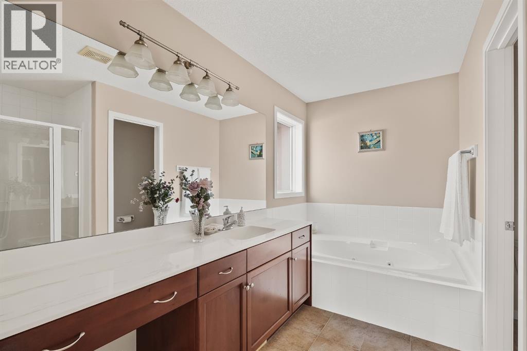 430 Discovery Ridge Boulevard Sw, Calgary, Alberta  T3H 5T7 - Photo 23 - A2301240