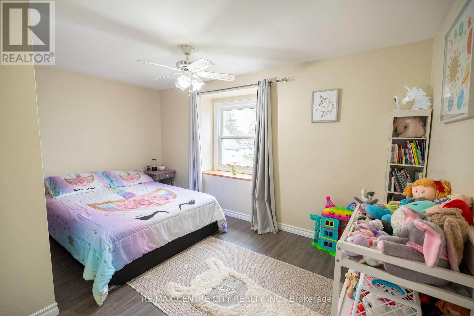 272 Coad Street, Southwest Middlesex, Ontario  N0L 1M0 - Photo 22 - X13001542