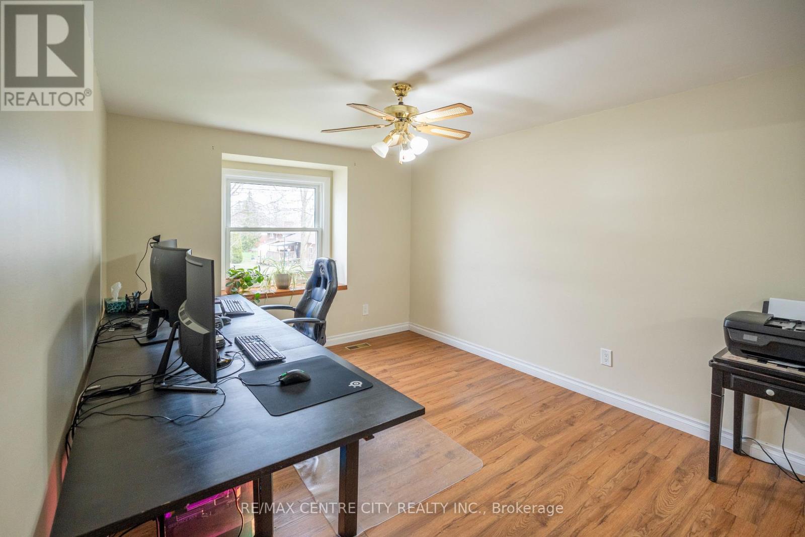 272 Coad Street, Southwest Middlesex, Ontario  N0L 1M0 - Photo 24 - X13001542