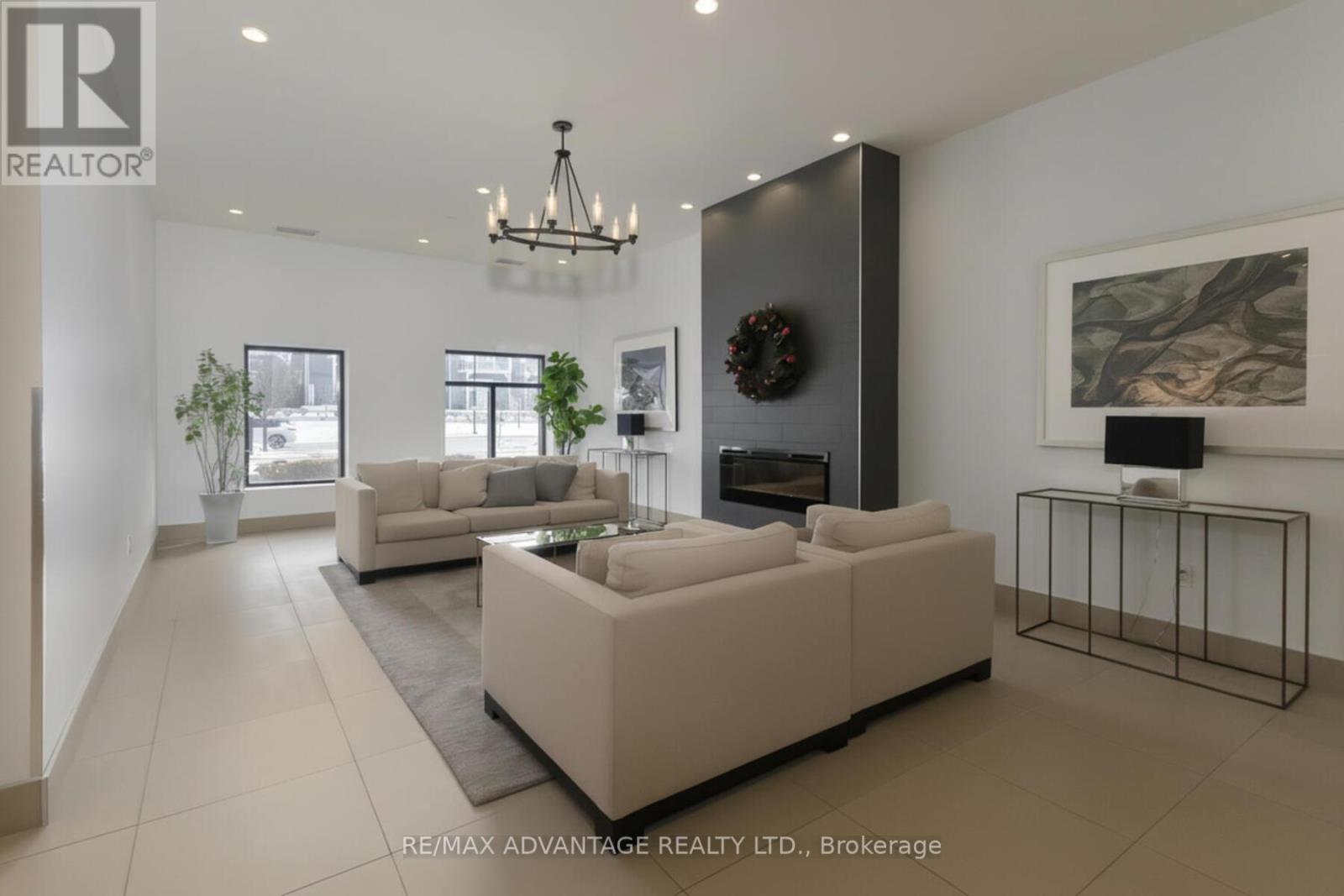 901 - 240 Villagewalk Boulevard, London North, Ontario  N6G 0P6 - Photo 5 - X13001564