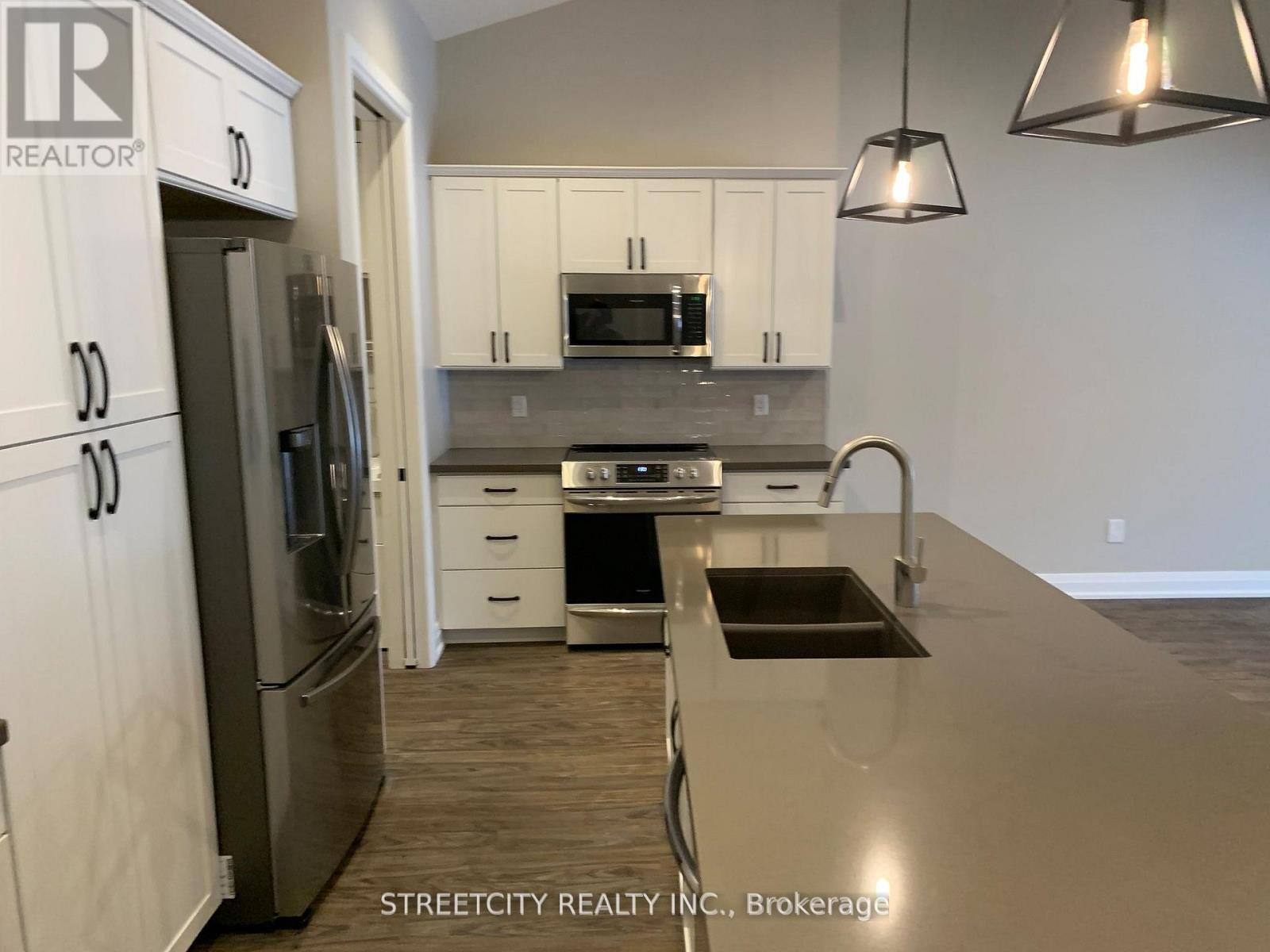 4 - 1868 L\\longwoods Road, Southwest Middlesex, Ontario  N0L 2N0 - Photo 9 - X13001624