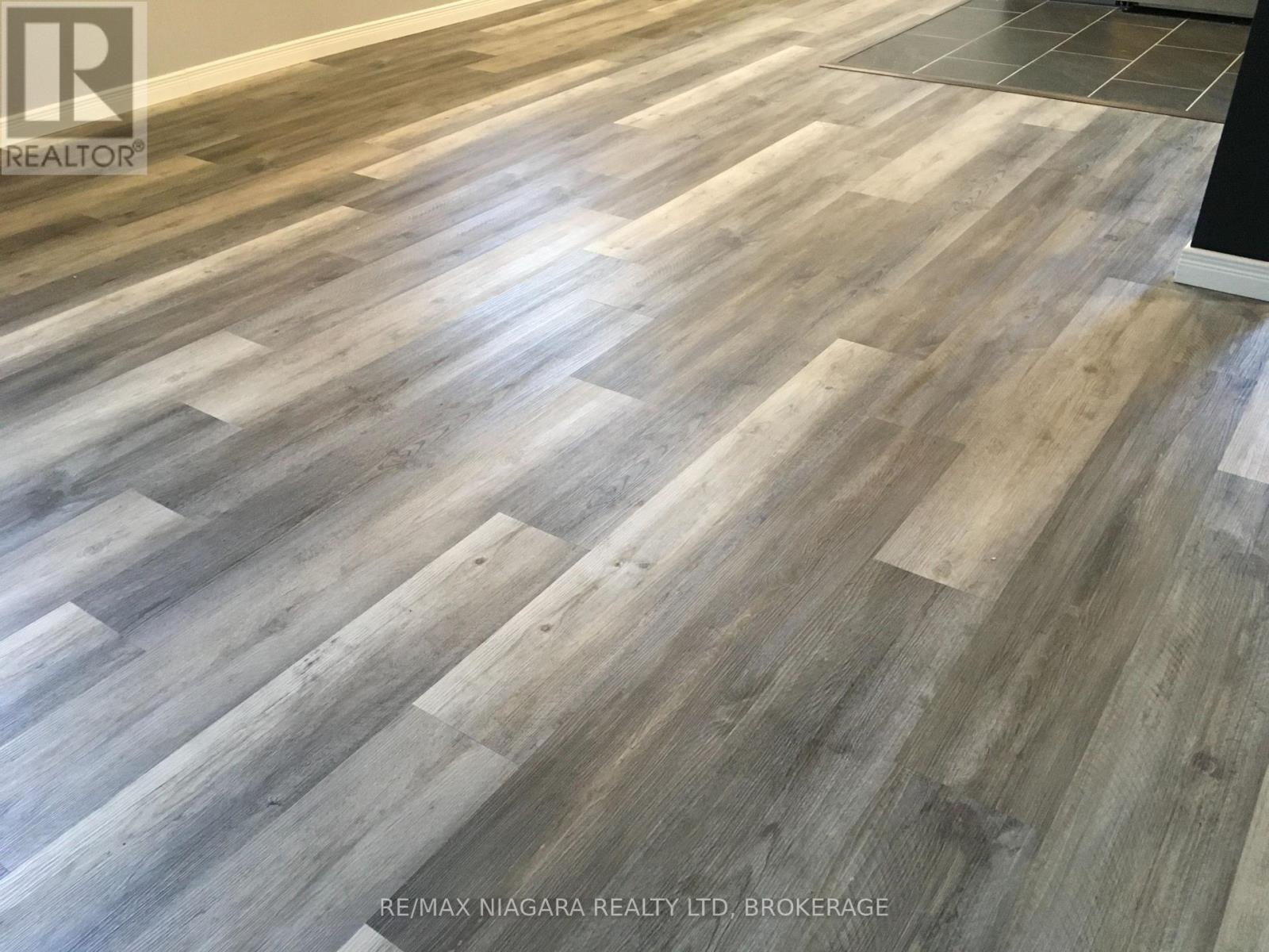 7701 Cortina Crescent, Niagara Falls, Ontario L2H 3B4 - Photo 29 - X12940370