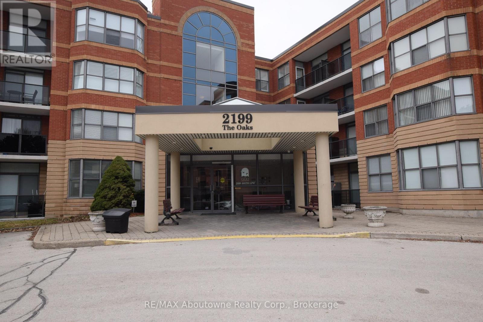 110 - 2199 SIXTH LINE, Oakville, Ontario