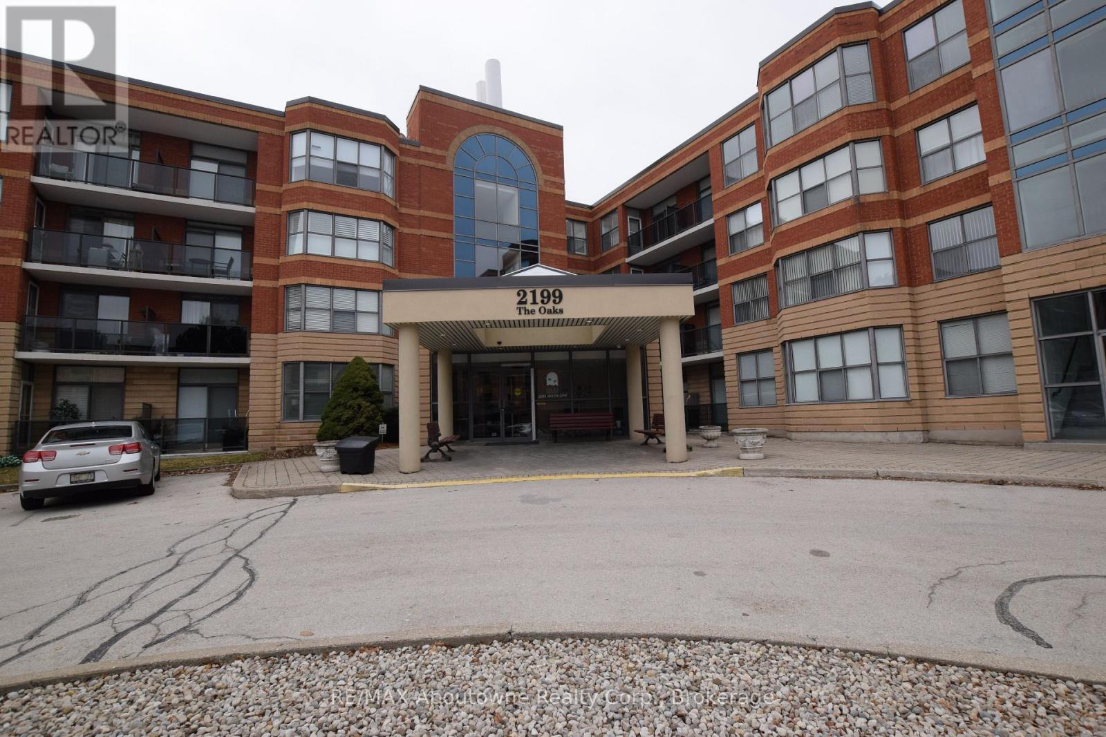 110 - 2199 Sixth Line, Oakville, Ontario  L6H 5V3 - Photo 27 - W13001484