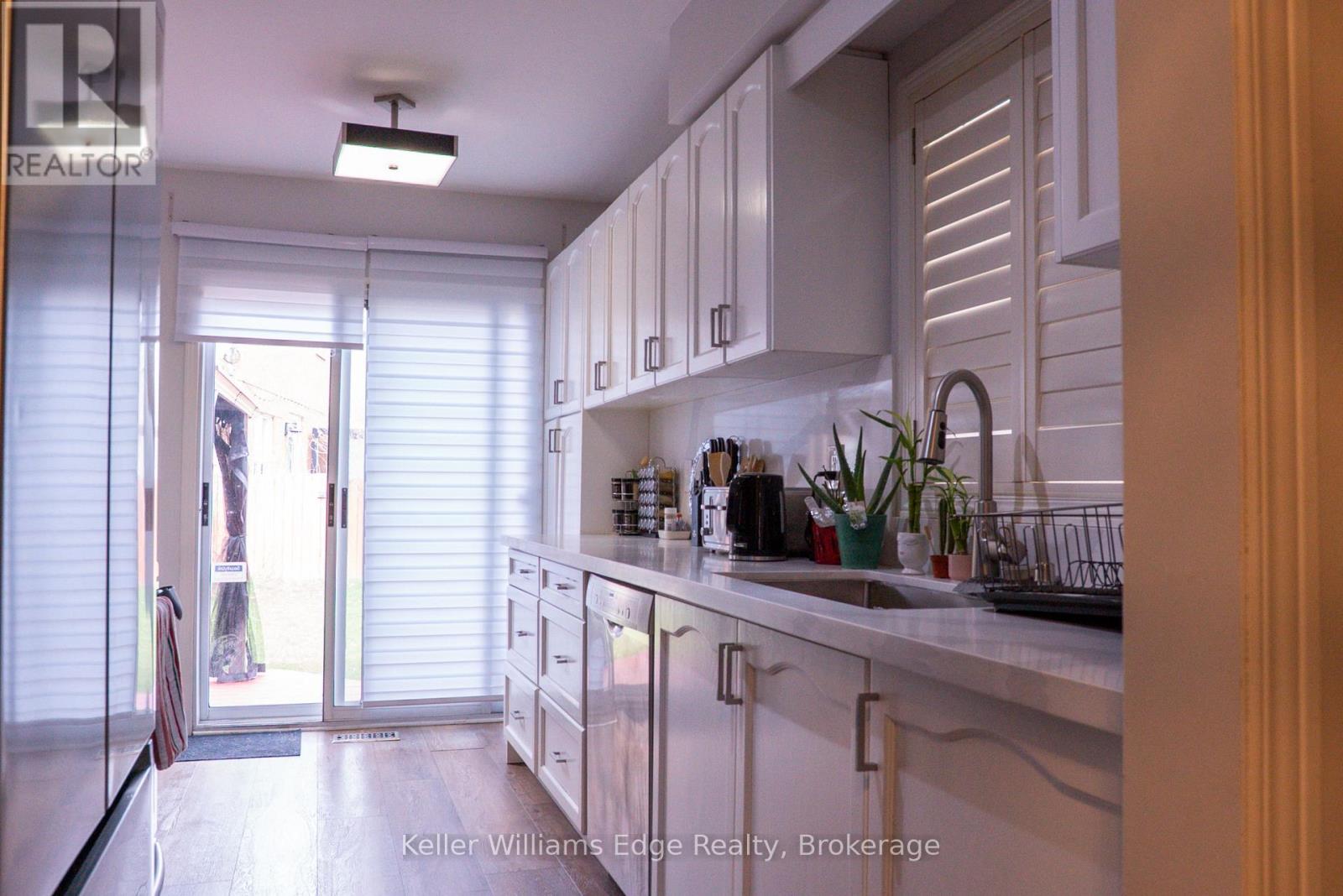 1385 Brookstar Drive, Oakville, Ontario  L6M 3W2 - Photo 13 - W13001628