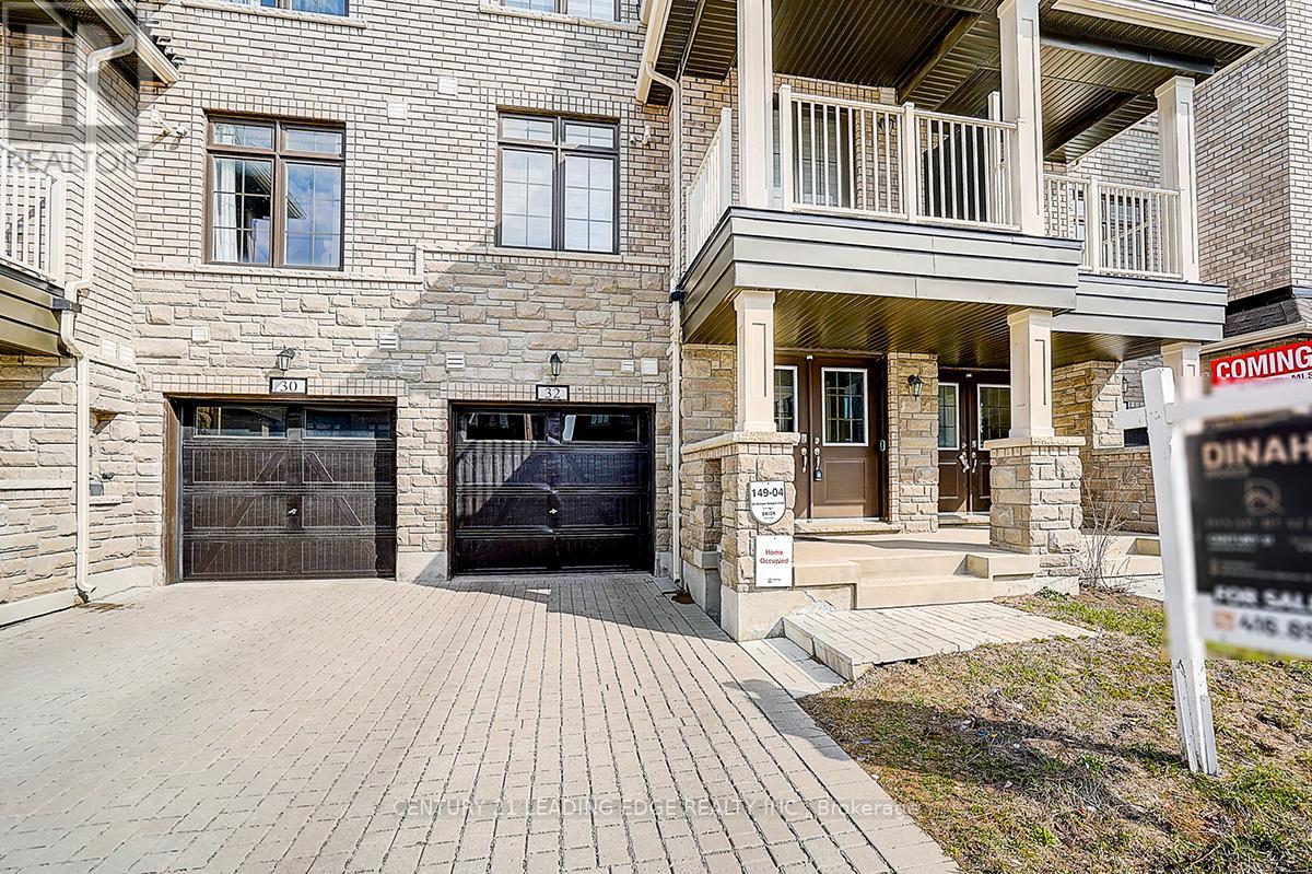 32 WILLIAM SHEARN CRESCENT, Markham, Ontario