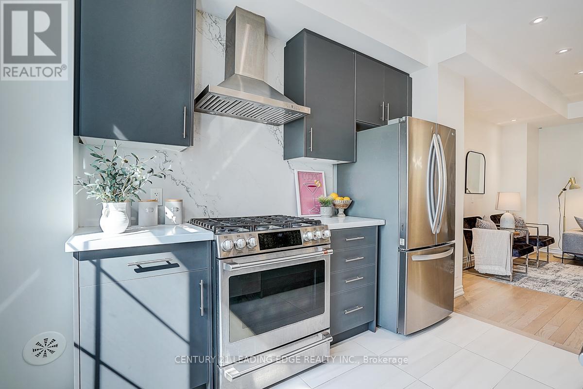 32 William Shearn Crescent, Markham, Ontario  L6C 3J4 - Photo 17 - N12976704