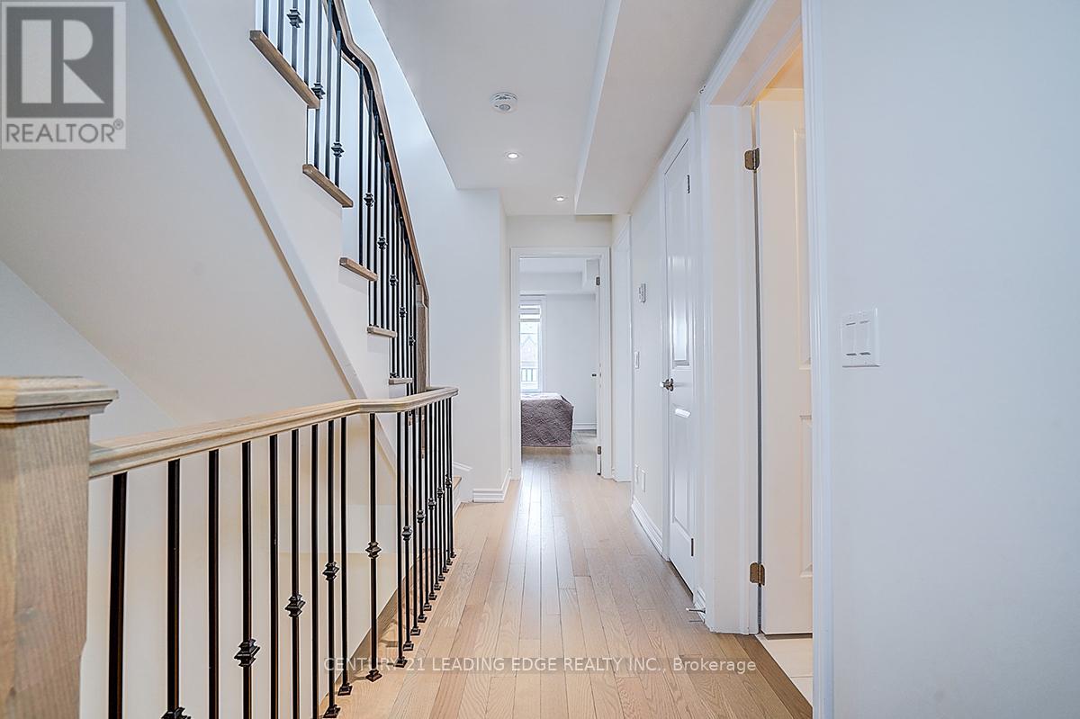 32 William Shearn Crescent, Markham, Ontario  L6C 3J4 - Photo 25 - N12976704