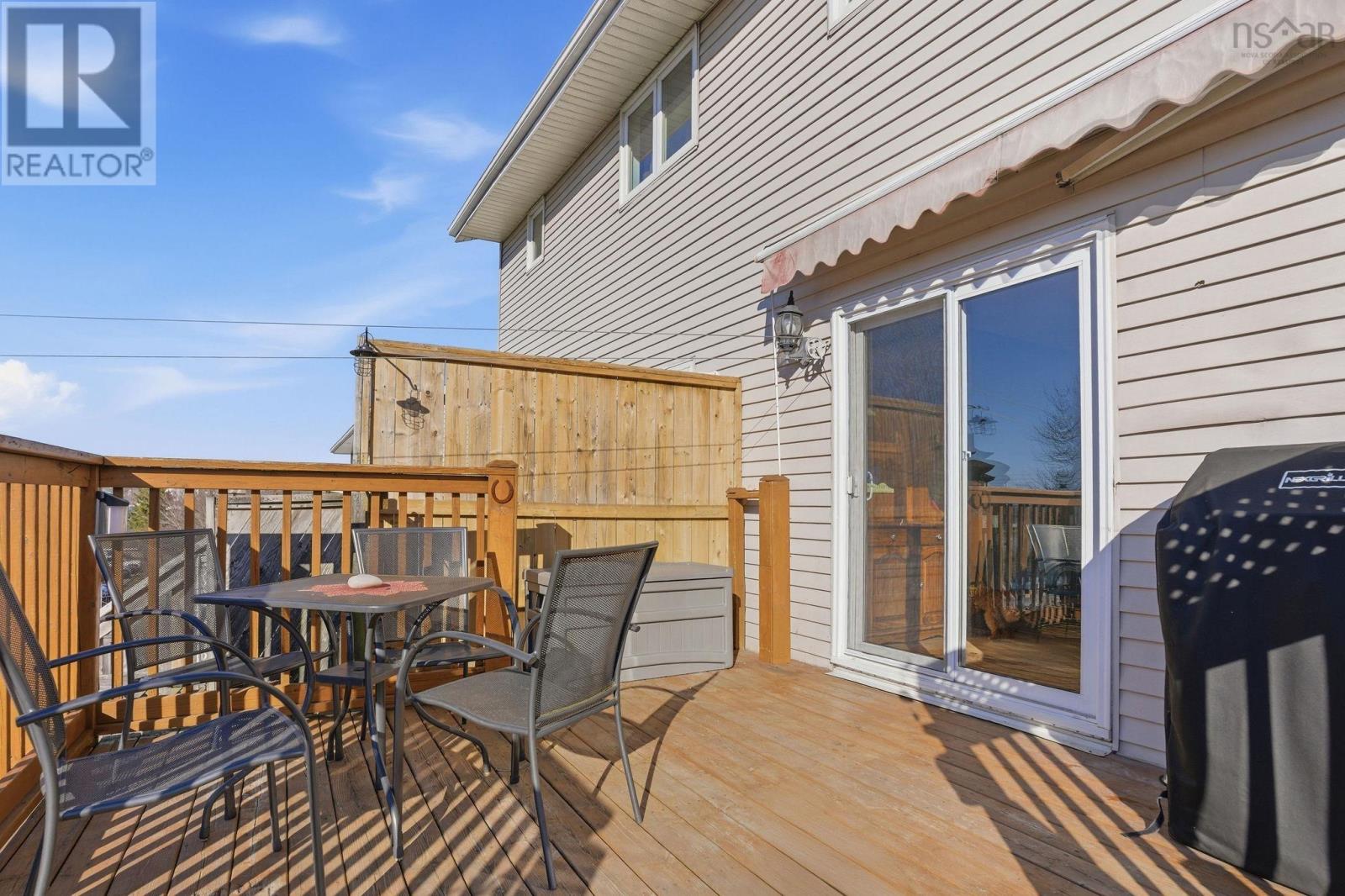 1 Oakwood Court, Dartmouth, Nova Scotia  B2W 5P8 - Photo 28 - 202607219