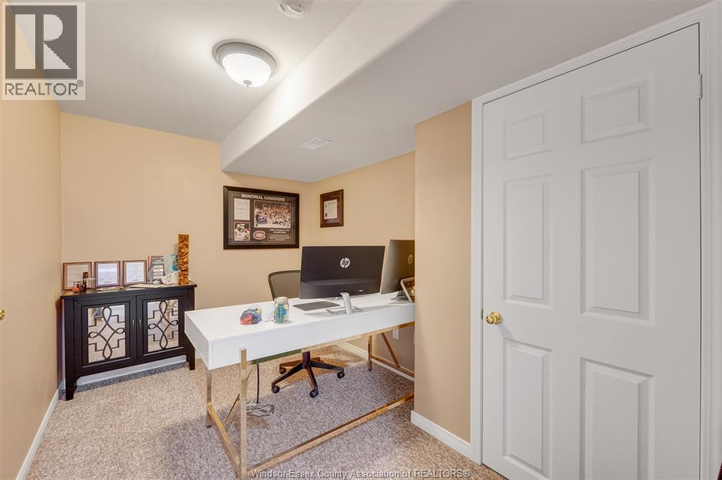 4259 Clubview, Burlington, Ontario  L7M 4X2 - Photo 44 - 26008221