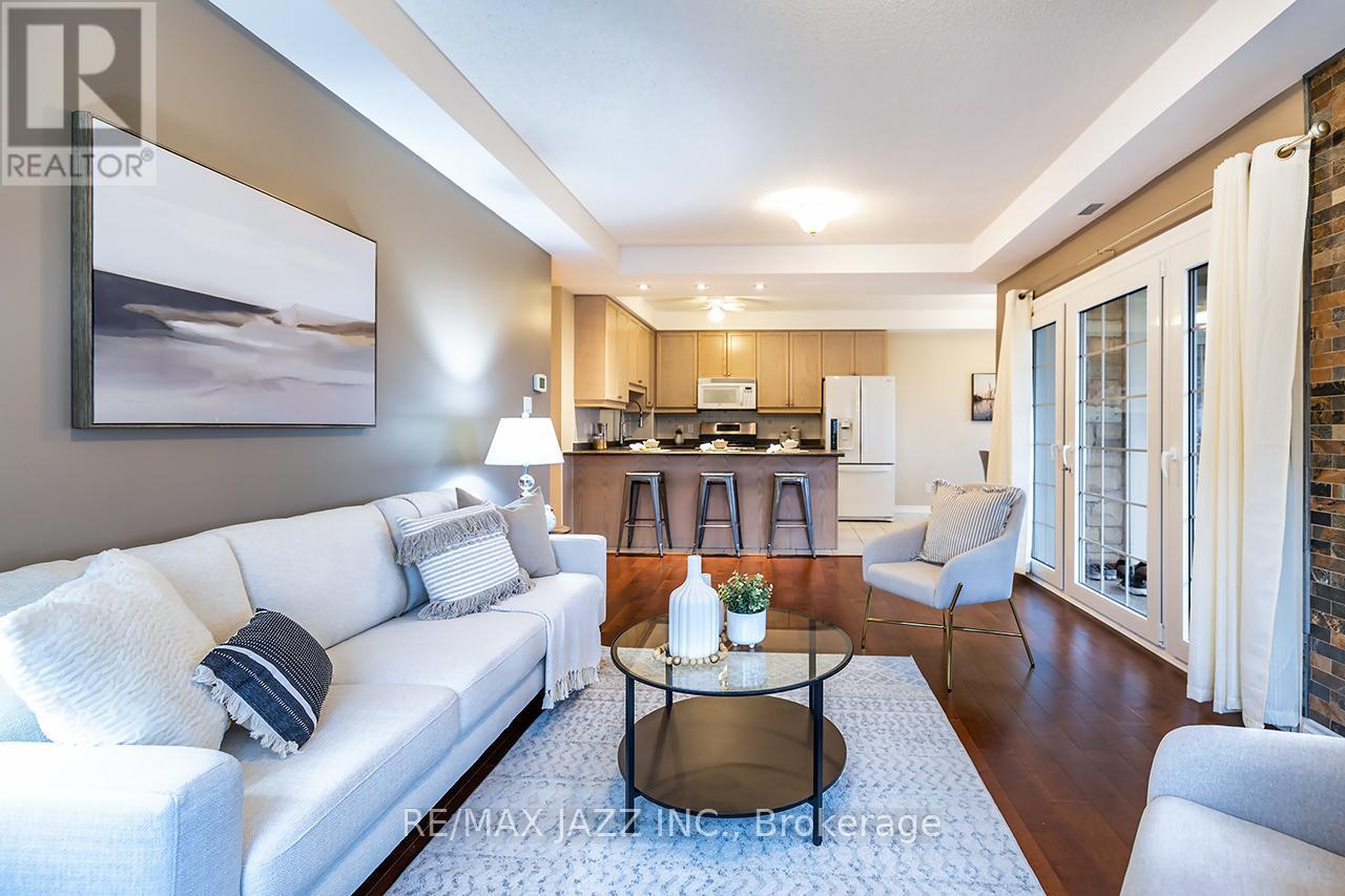 102 - 375 Lakebreeze Drive, Clarington, Ontario  L1B 0A3 - Photo 10 - E13001632