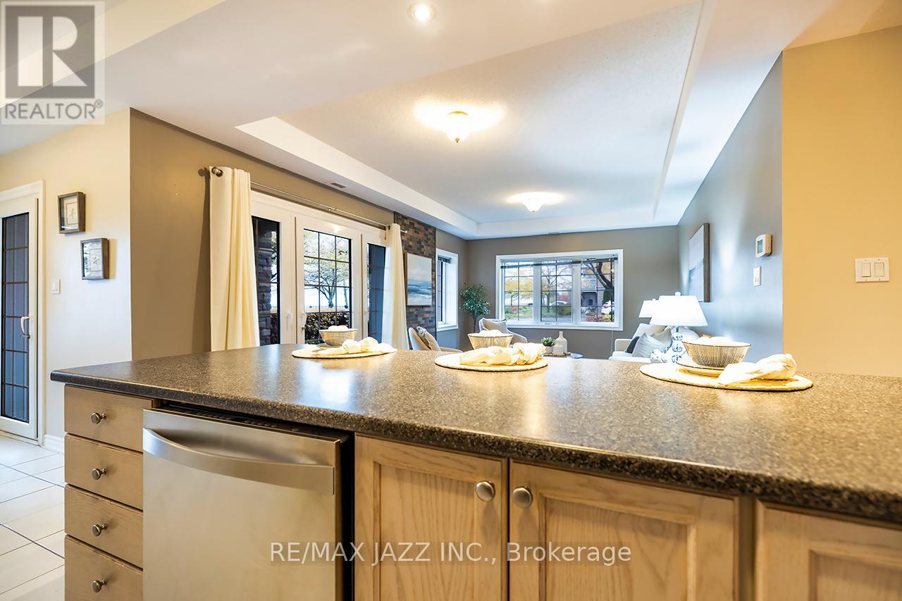 102 - 375 Lakebreeze Drive, Clarington, Ontario  L1B 0A3 - Photo 13 - E13001632