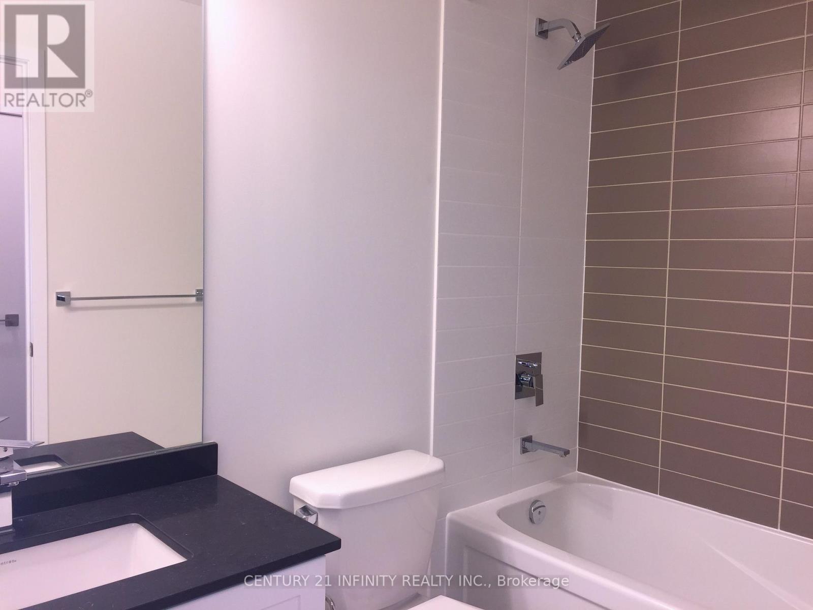 1705 - 4011 Brickstone Mews, Mississauga, Ontario  L5B 0J7 - Photo 15 - W13001796