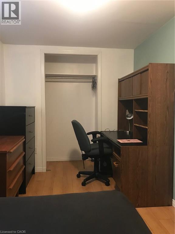 38 High Street, Waterloo, Ontario  N2L 3X8 - Photo 7 - 40802003