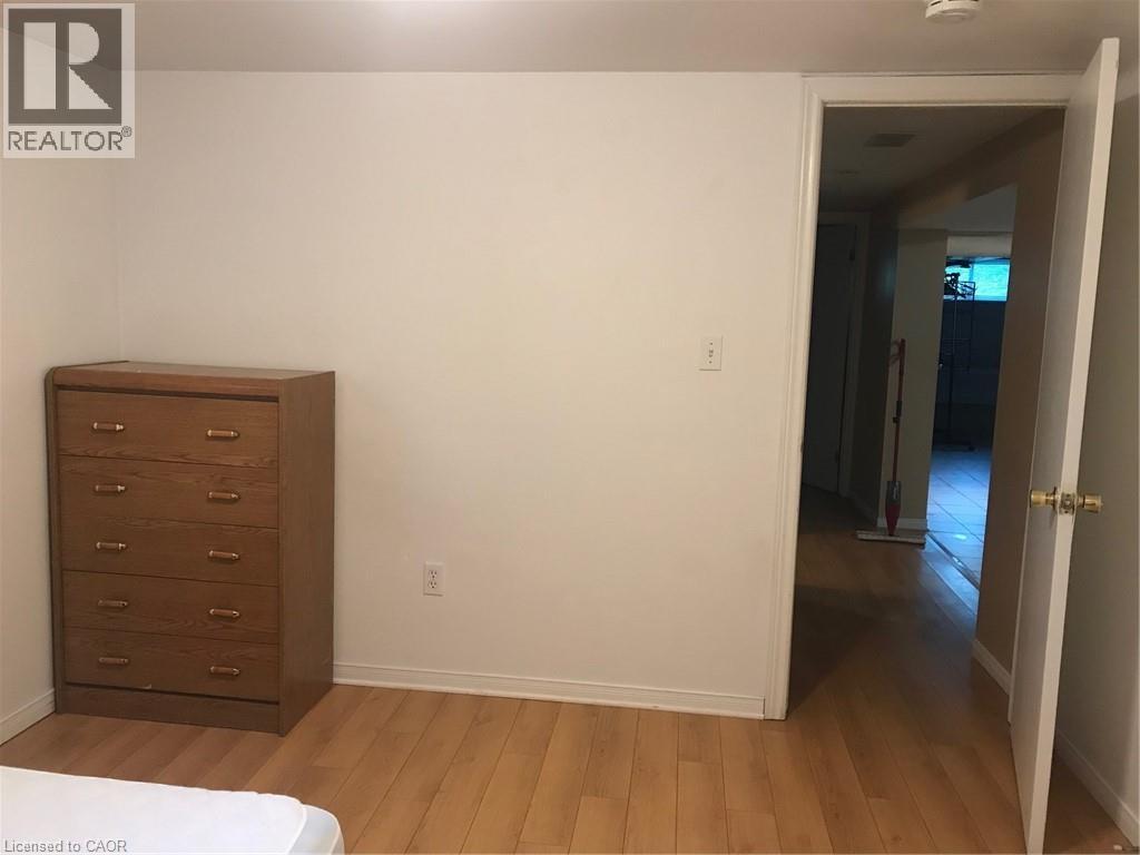 38 High Street, Waterloo, Ontario  N2L 3X8 - Photo 3 - 40802003