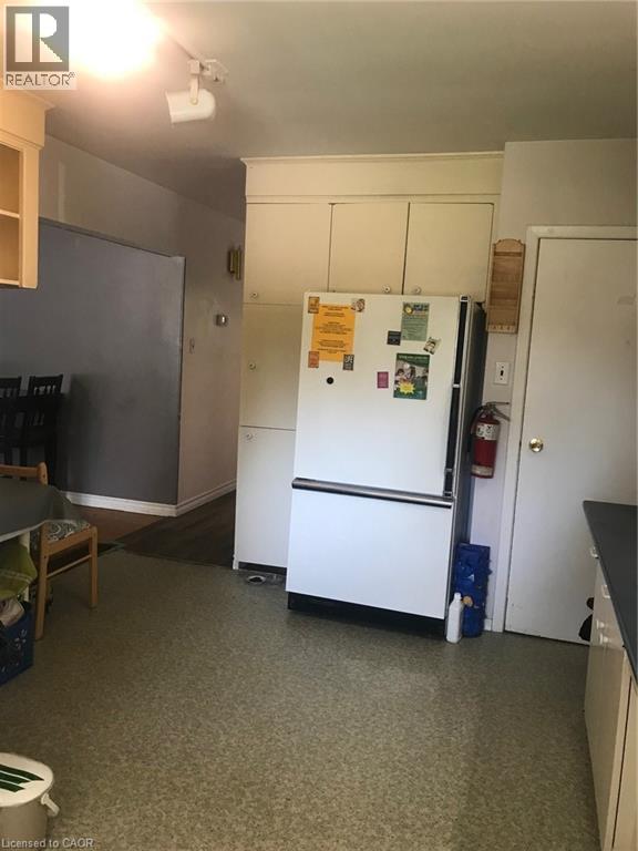 38 High Street, Waterloo, Ontario  N2L 3X8 - Photo 33 - 40802003