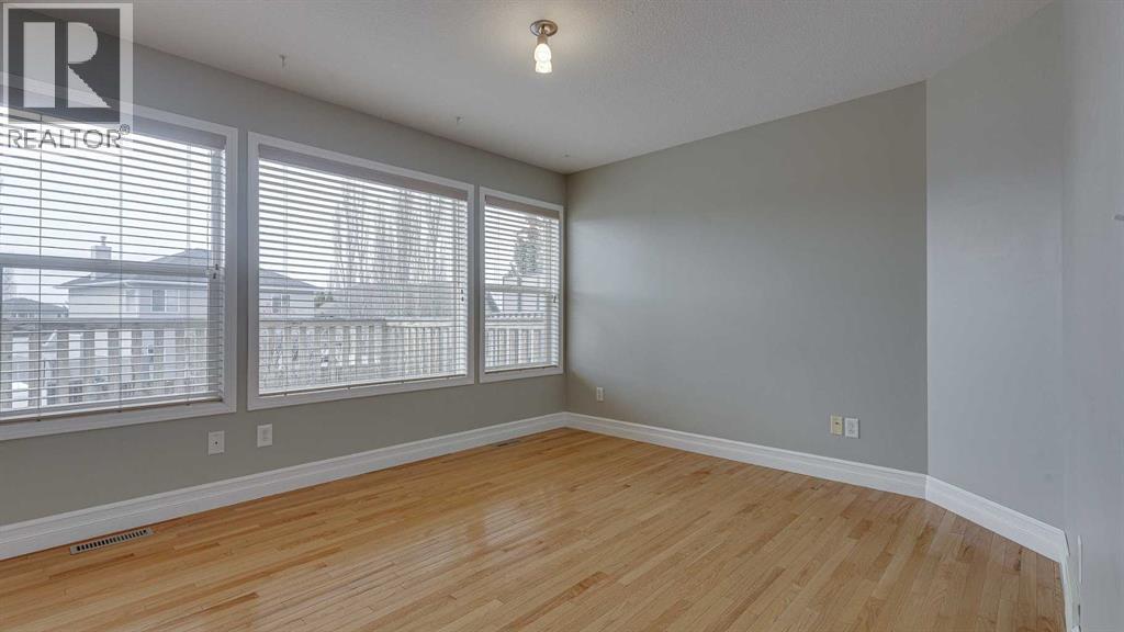 14 Arnold Close, Red Deer, Alberta  T4R 0H6 - Photo 4 - A2299006