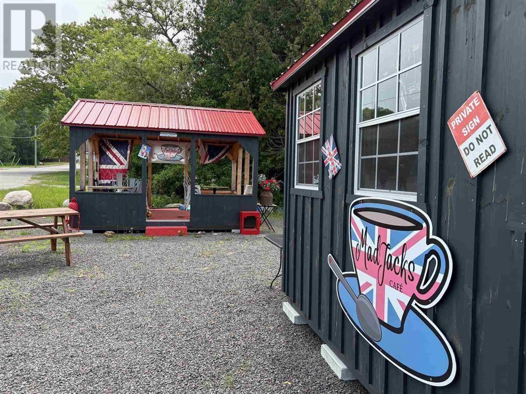 3112 Marks St, Hilton Beach, Ontario  P0R 1G0 - Photo 14 - SM260382