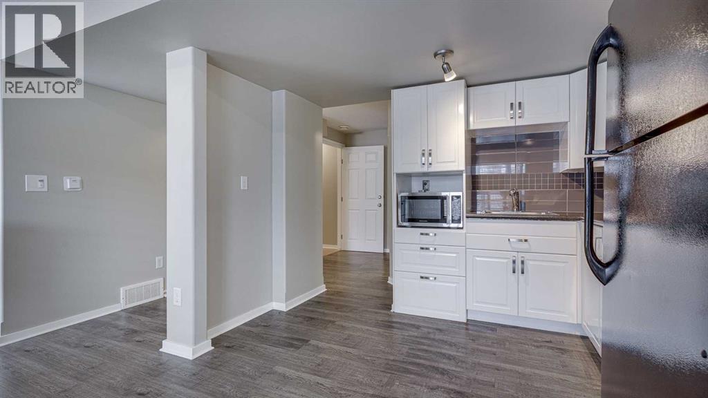 14 Arnold Close, Red Deer, Alberta  T4R 0H6 - Photo 27 - A2299006