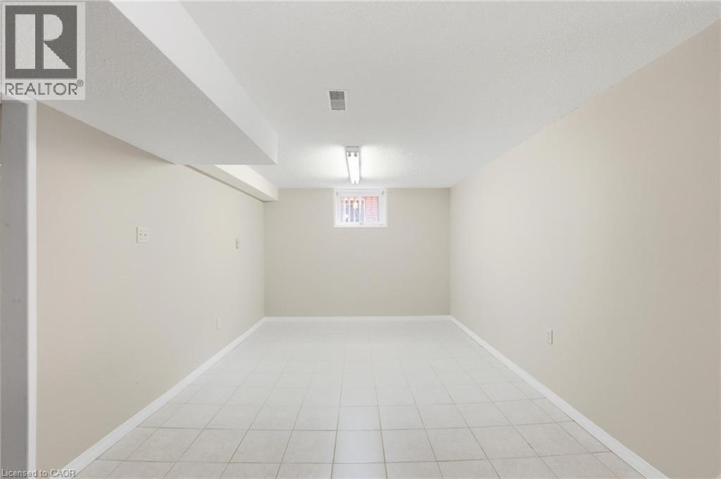 26 Adorn Court, Hamilton, Ontario  L8E 3N2 - Photo 29 - 40819902