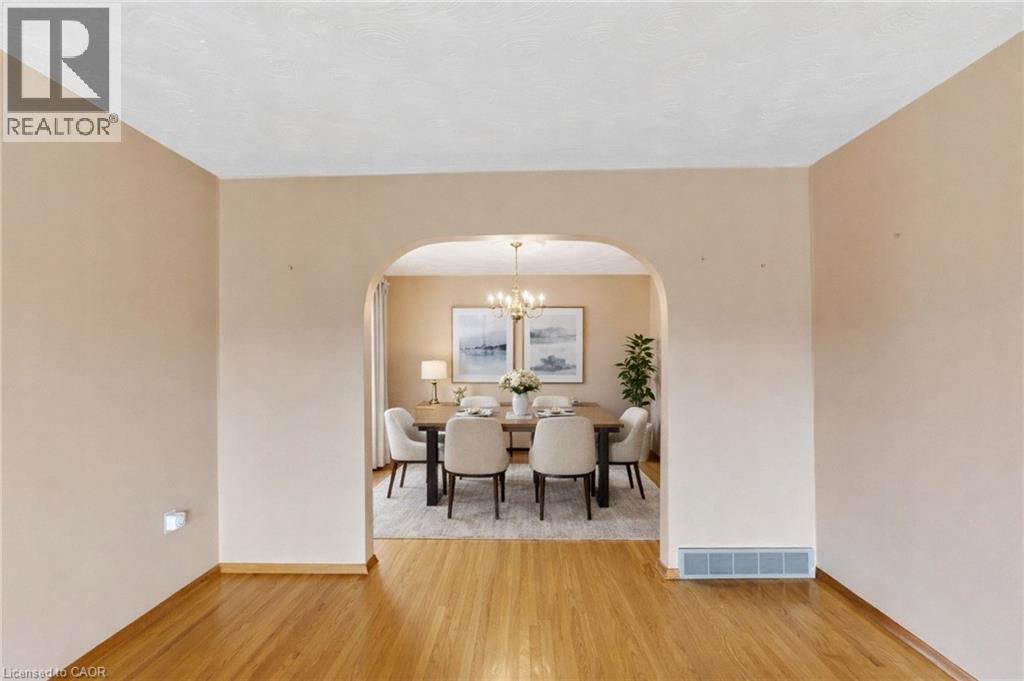 26 Adorn Court, Hamilton, Ontario  L8E 3N2 - Photo 8 - 40819902