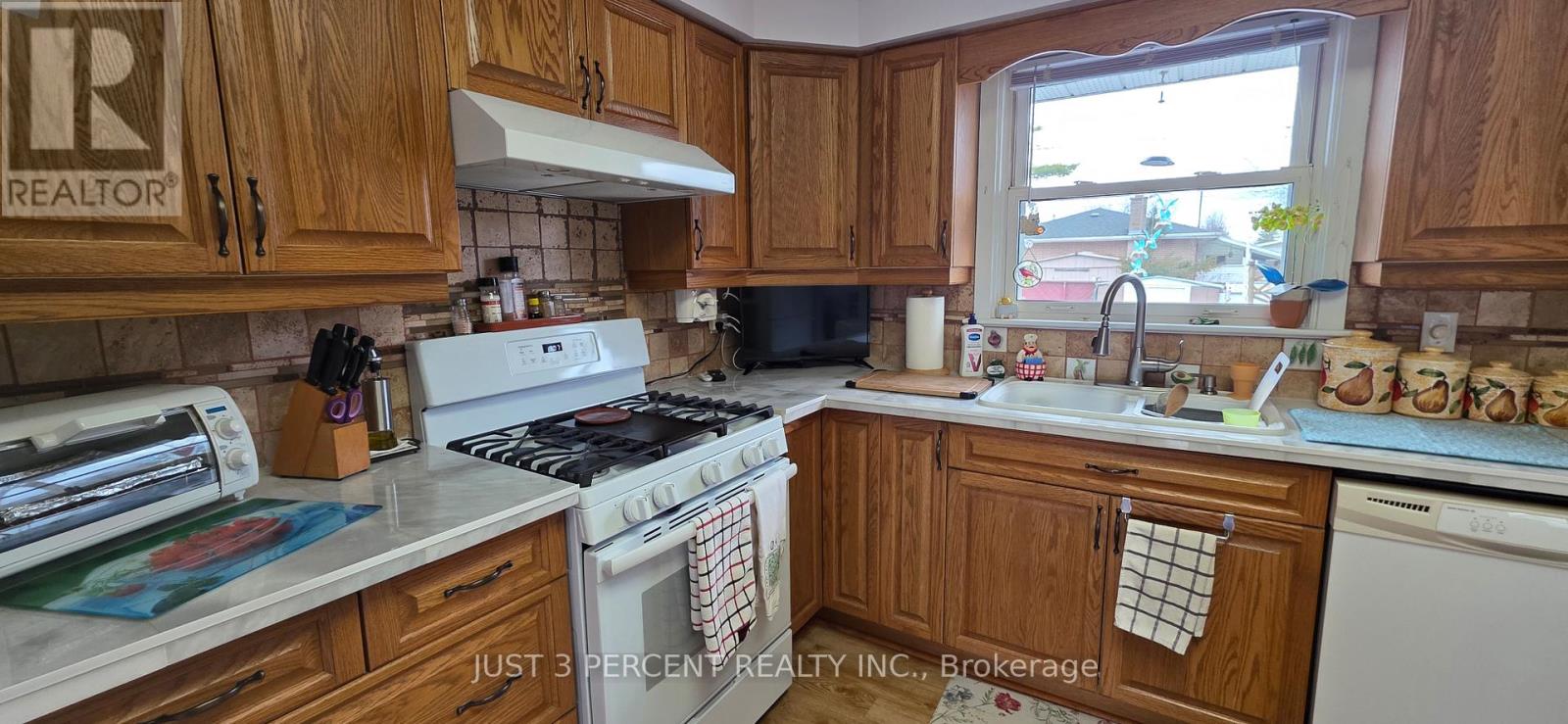 744 Crawford Place, Peterborough, Ontario  K9J 3X3 - Photo 8 - X13001620