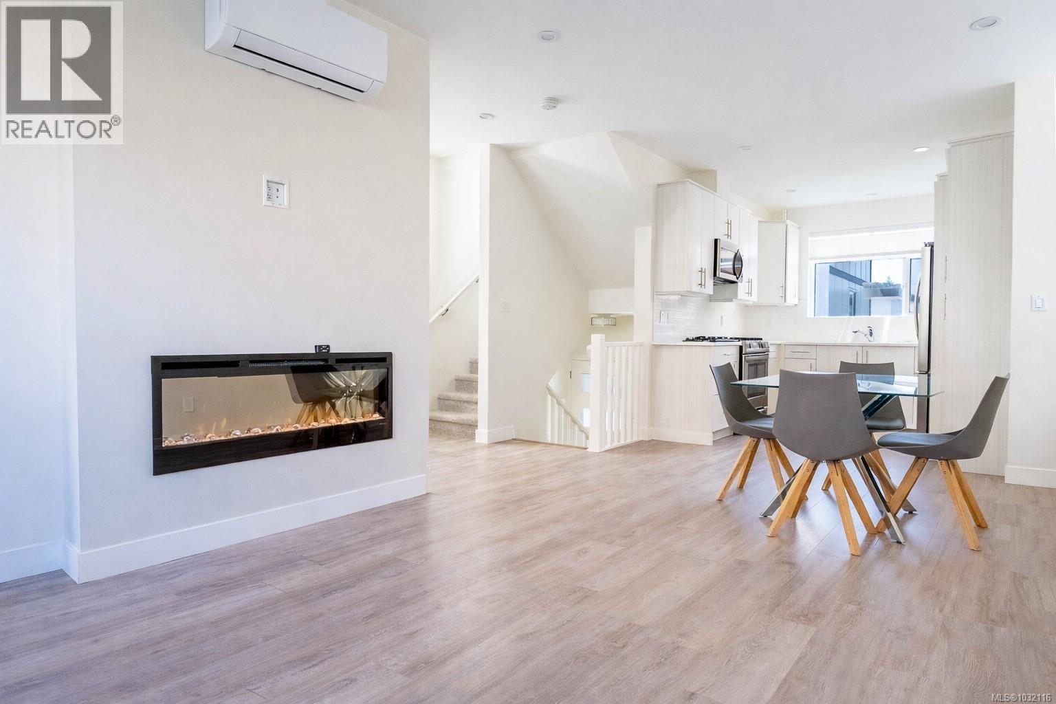 109 3429 Happy Valley Rd, Langford, British Columbia  V9C 2X9 - Photo 2 - 1032116