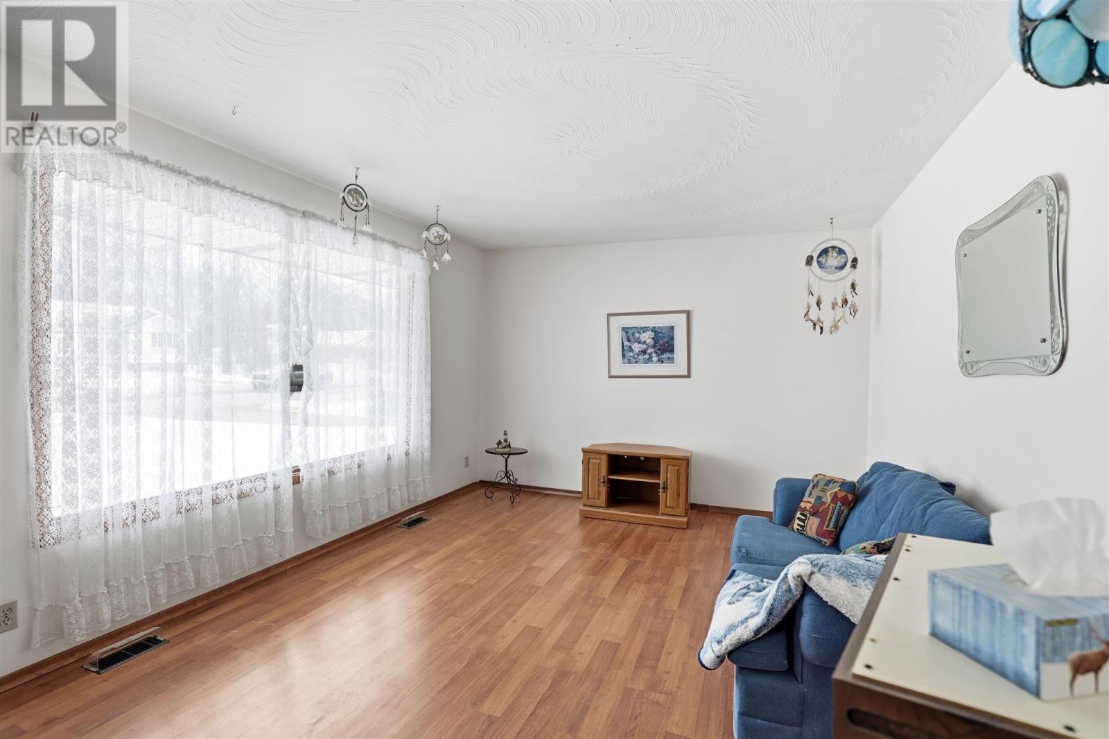 8 Ransome Dr, Sault Ste. Marie, Ontario  P6C 1N2 - Photo 5 - SM260682