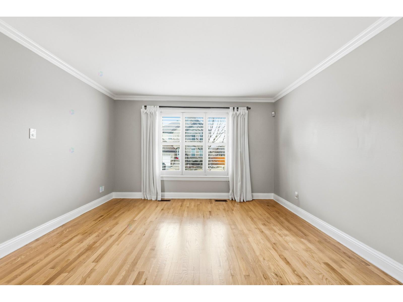 60 Rue Théorêt Kirkland Quebec Canada H9J4A4 5